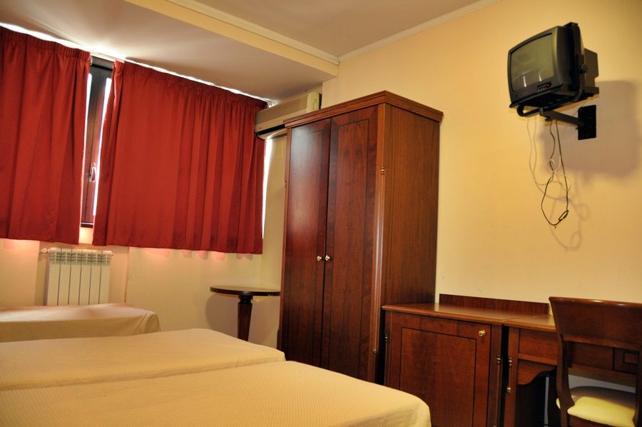 Hotel Cinecitta Rome Exterior photo