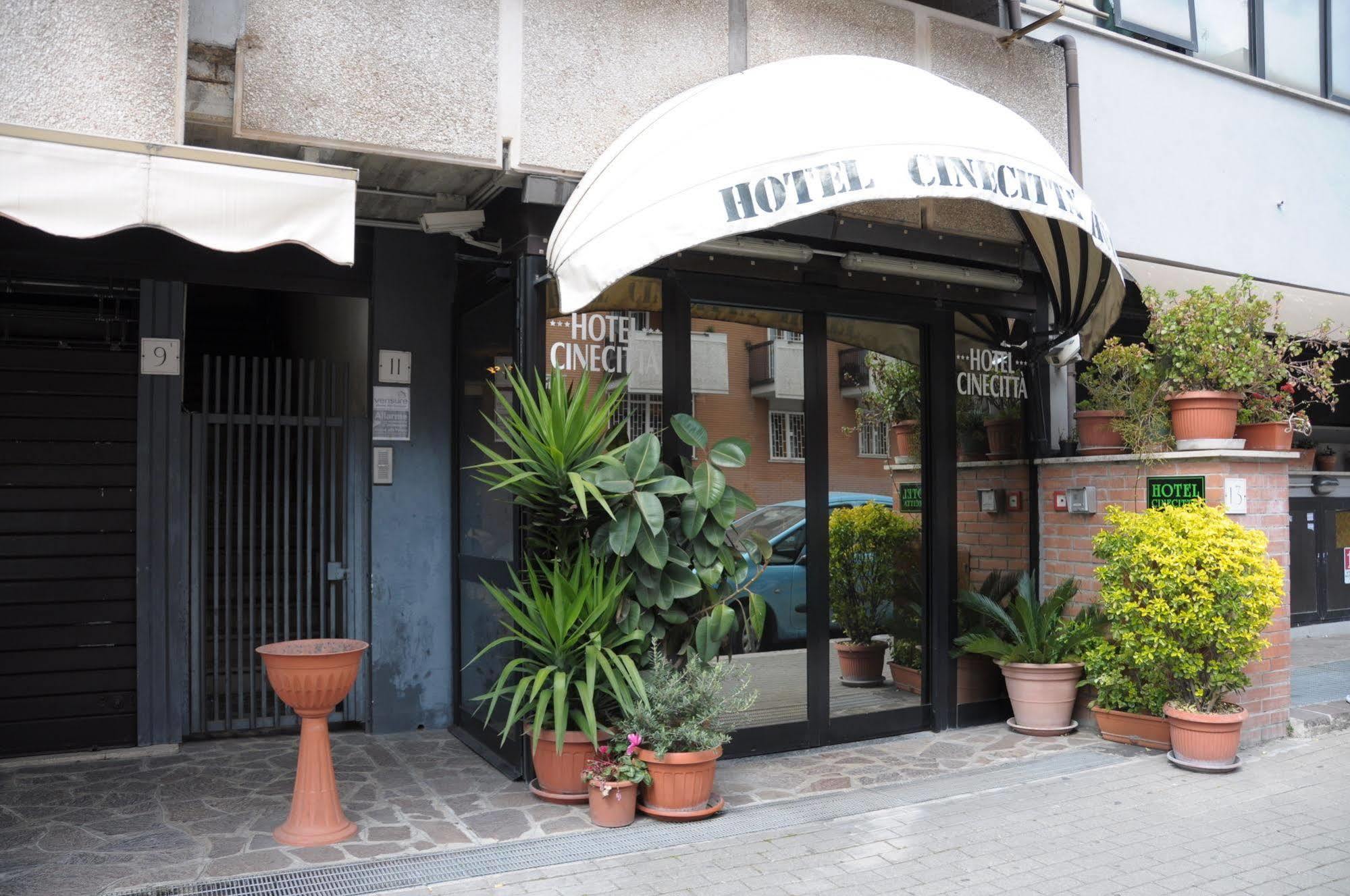 Hotel Cinecitta Rome Exterior photo